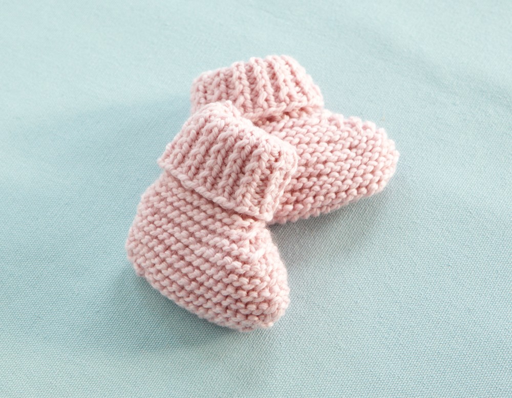 25 Free Baby Knitted Booties Patterns You Can't Get Enough Of